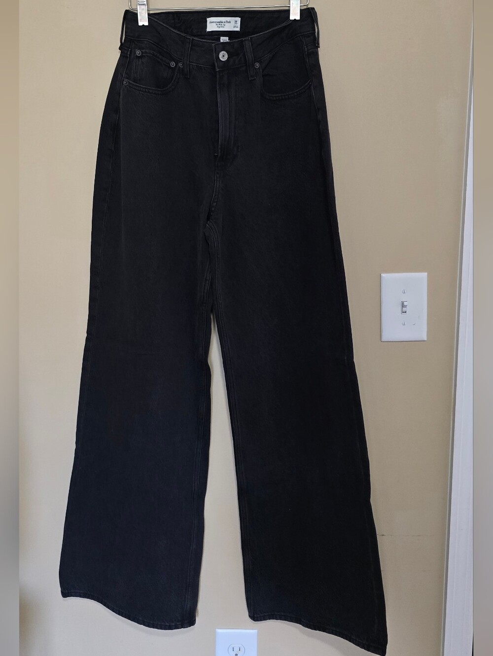 Abercrombie & Fitch Black Wide-Leg High-Rise Jeans